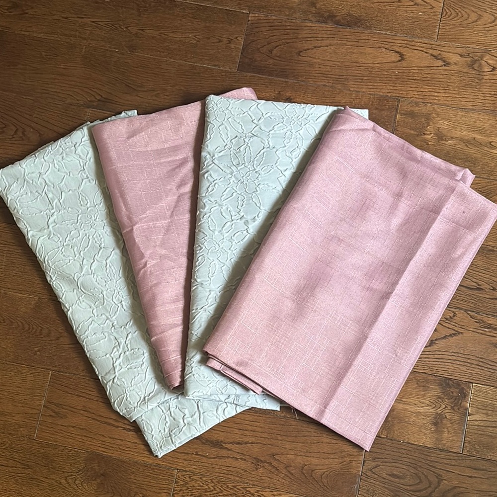 Mainstays Curtains 4 Panels 37x84 pink and gray